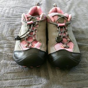 Girls Size 2 Keen Hiking/water Shoes